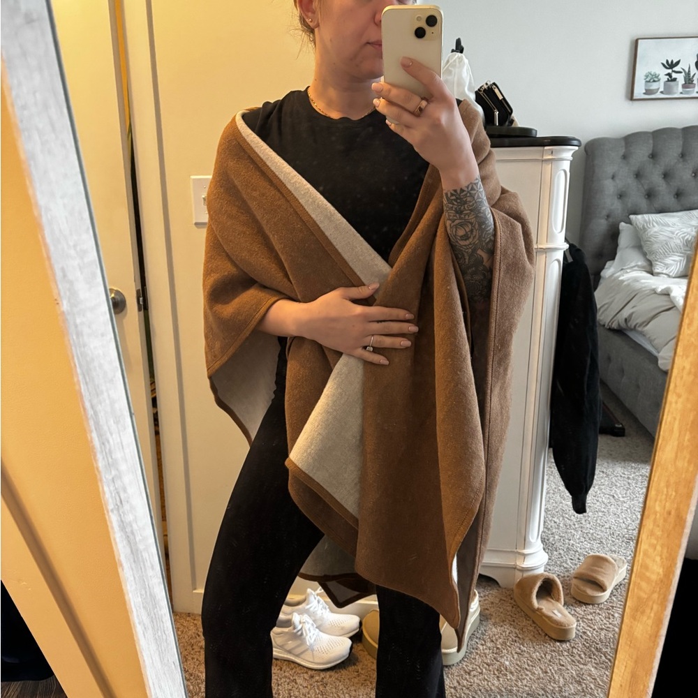 Bloomingdale's Reversible Brown and Cream Wrap Scarf